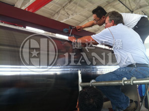 美國雙滾筒刮板干燥機(jī)干燥工程